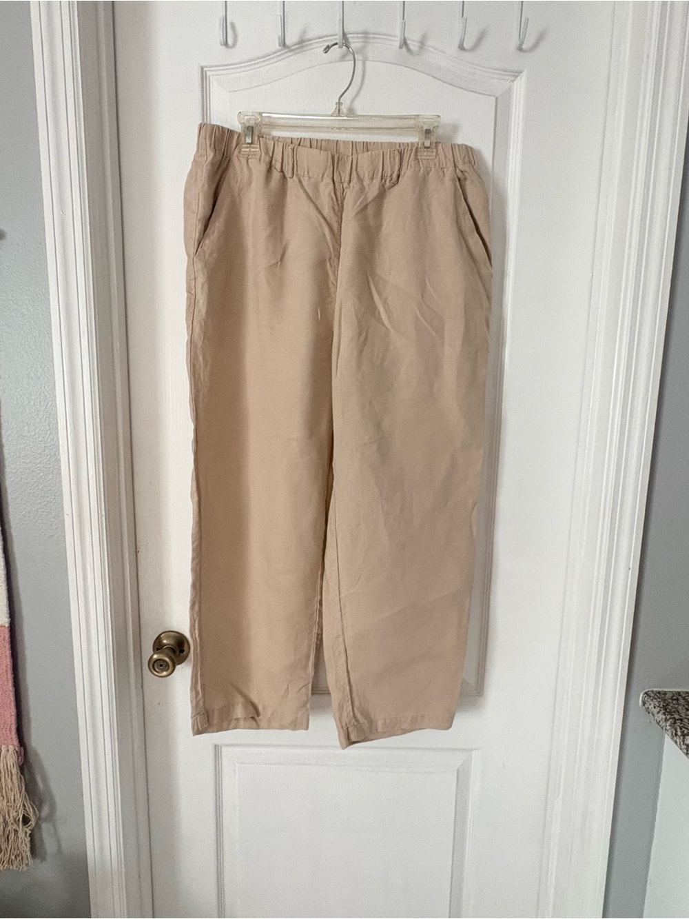 Quince Women's Ankle-Length Cropped Pants in Beige